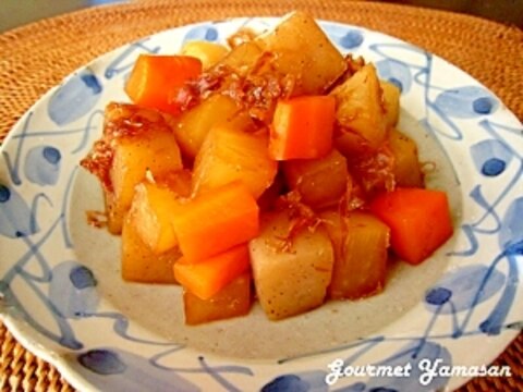 フライパンで作る♪コンニャクと根菜のコロコロ煮